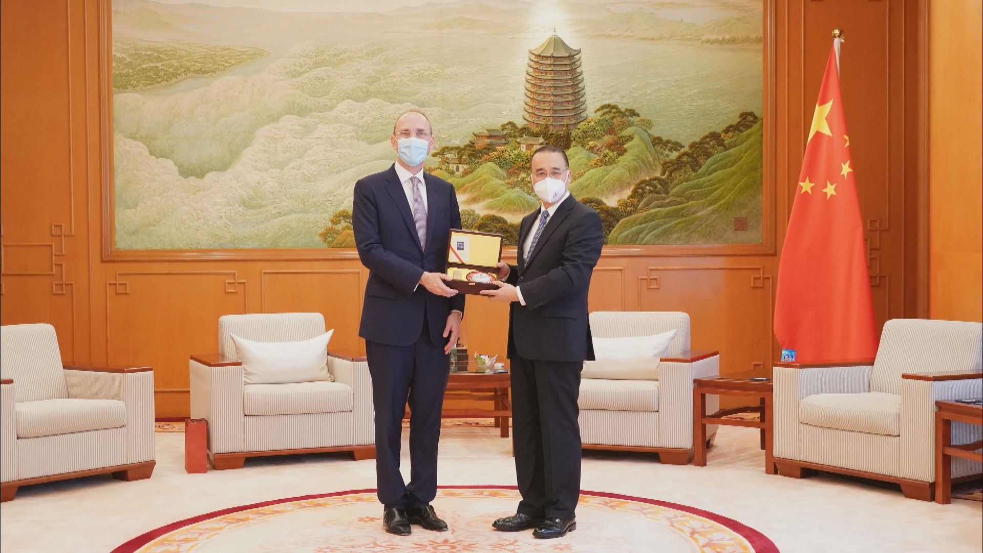 史墨客批北京破壞香港自由、高度自治　外交部駐港特派員公署：污衊中方涉港方針政策