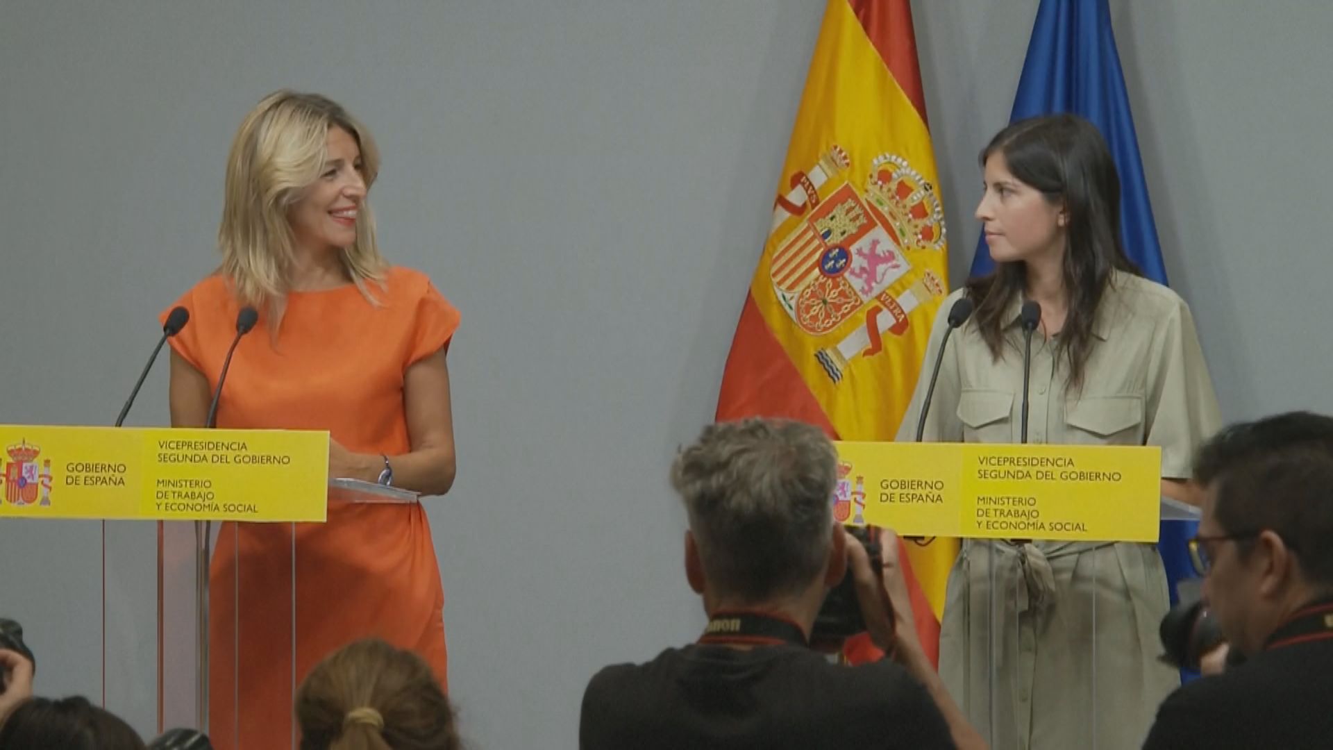 西班牙當局就足總主席親吻球員展開調查