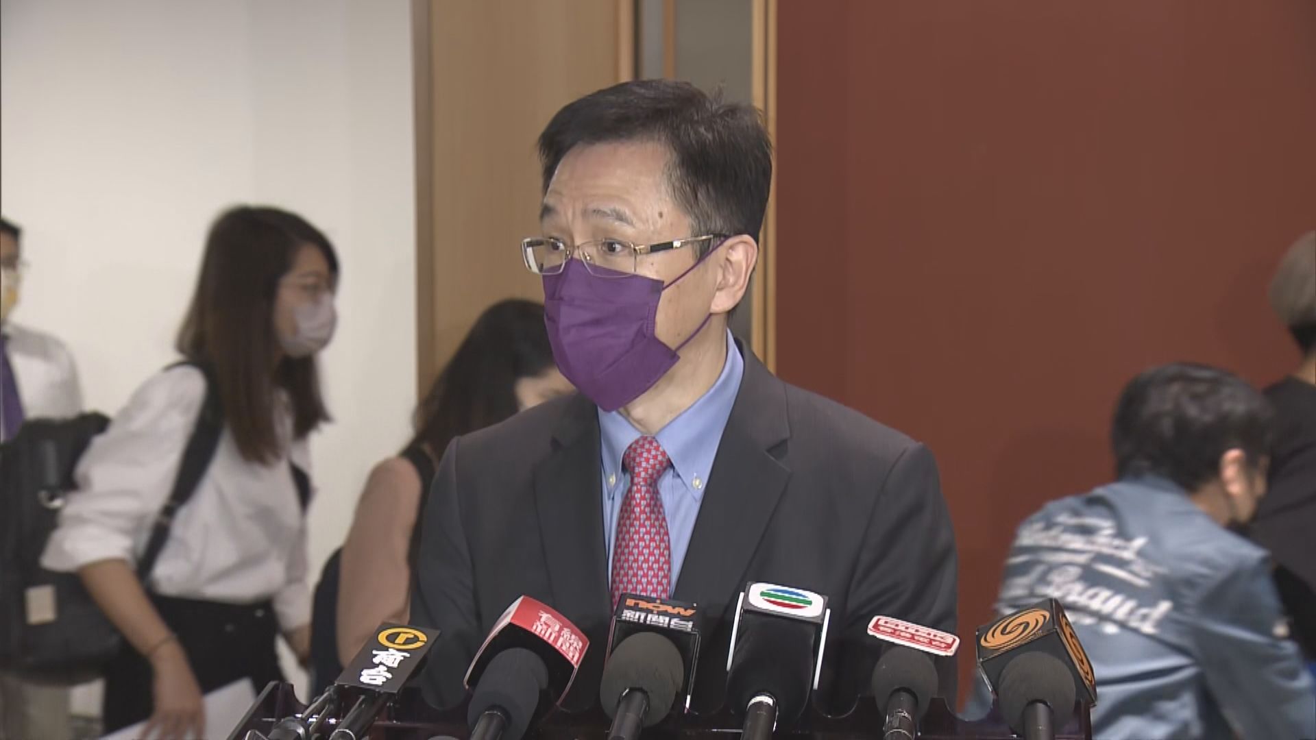 孫東滿意載荷專家在港選拔的報名人數