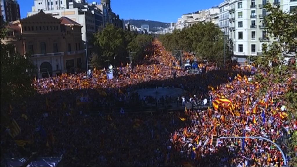 加泰反獨立民眾集會　主辦單位稱有逾百萬人