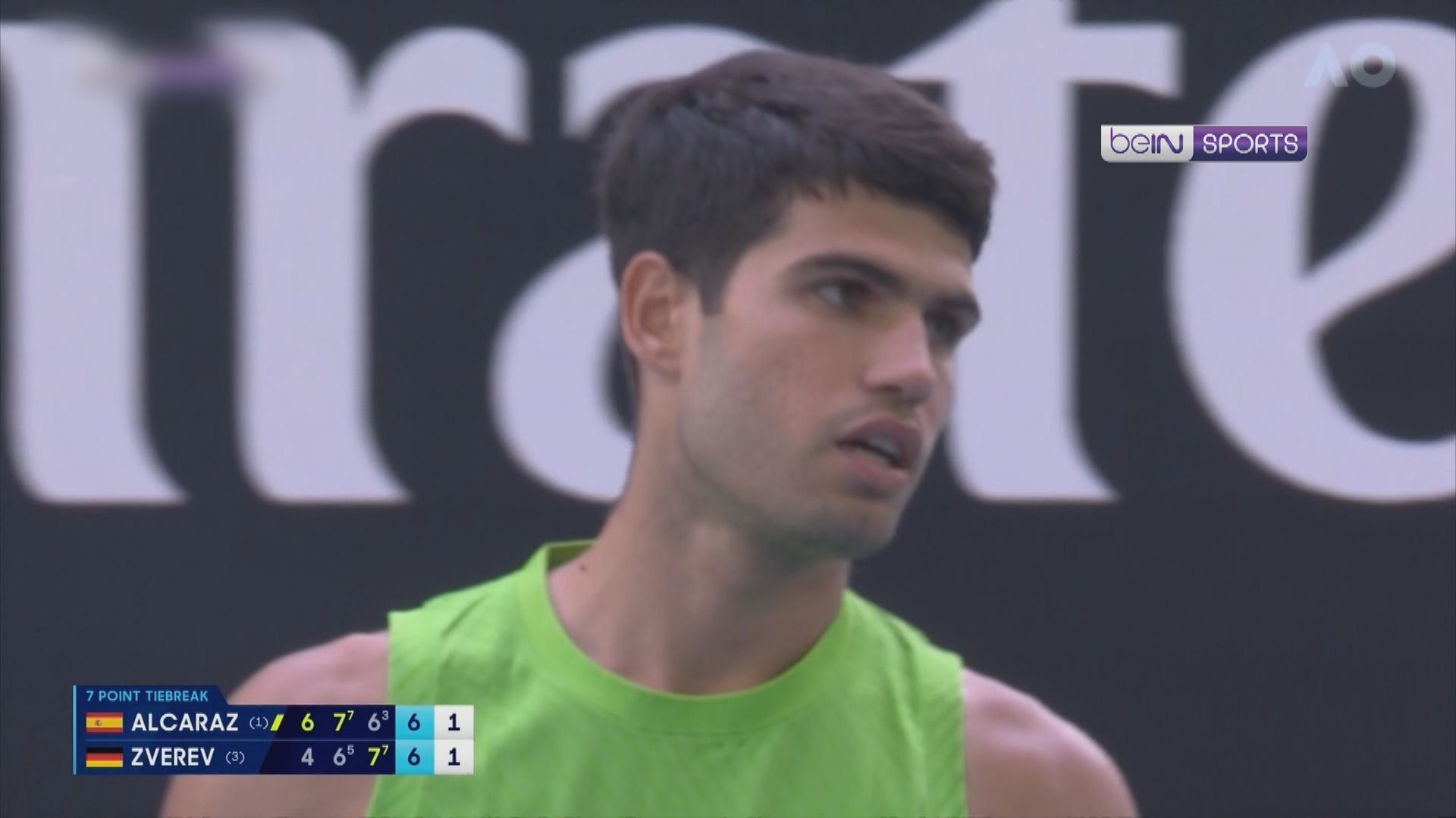 澳網頭號種籽艾卡拿斯五盤苦戰首闢男單決賽