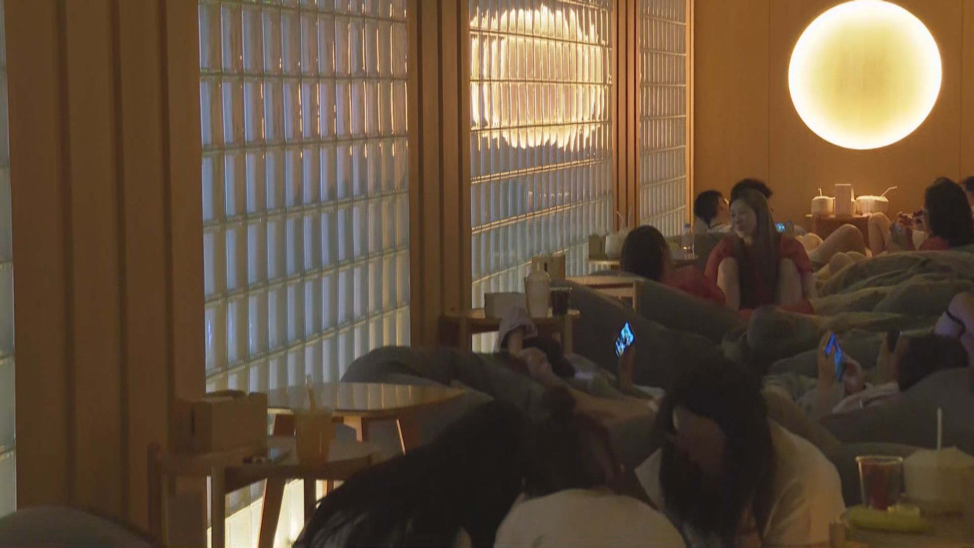 深圳按摩中心取消放年假應付通關人流