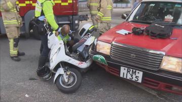 旺角電單車的士相撞　鐵騎士昏迷送院