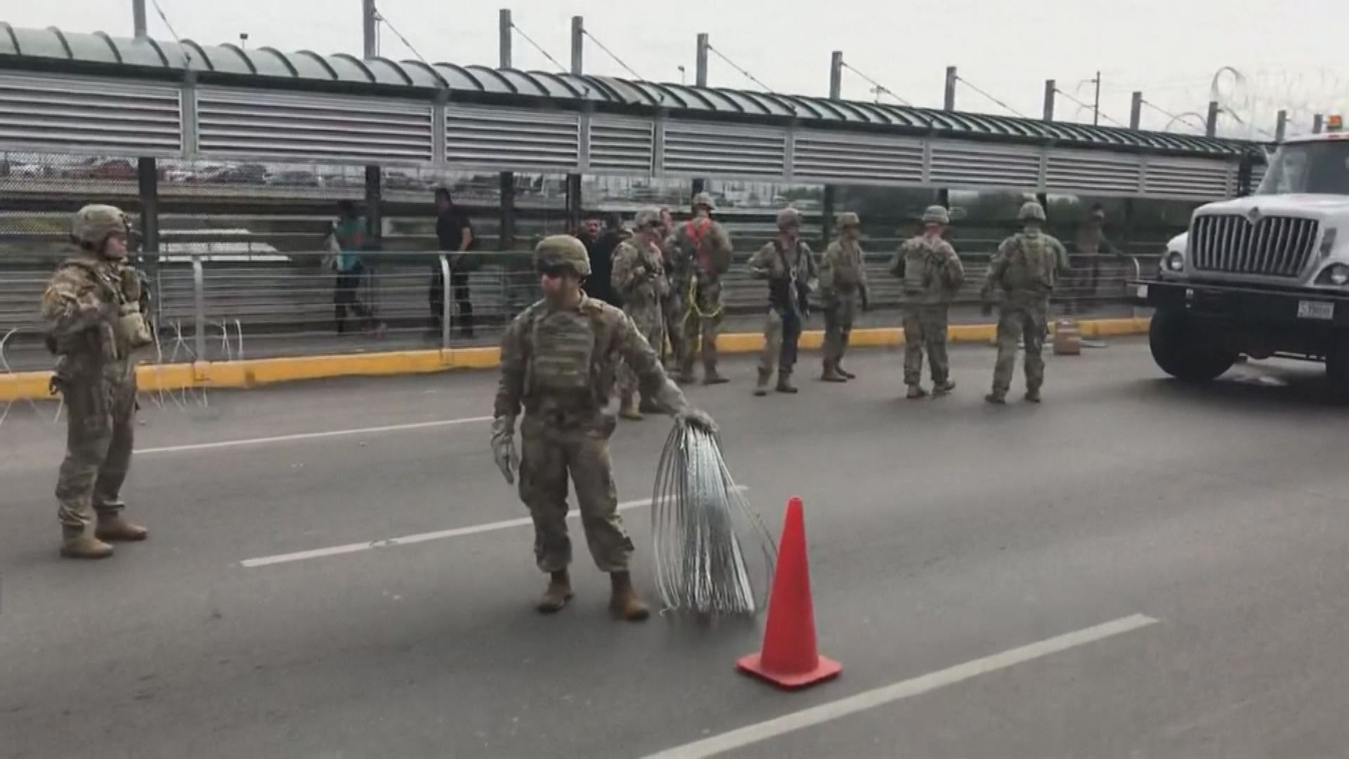 特朗普指美軍不會向邊境擲石者開槍