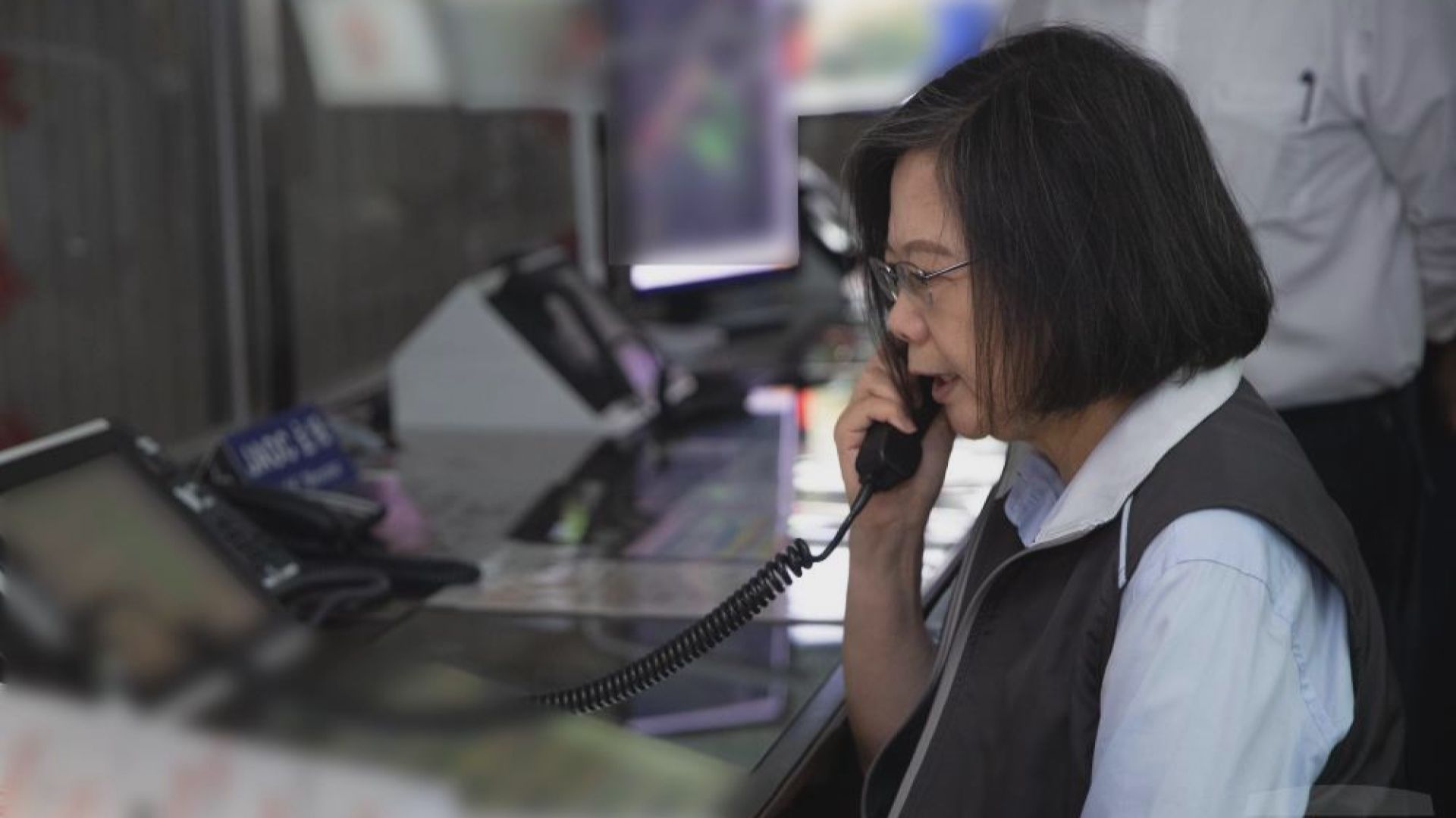 蔡英文與軍方戰備通話時傳出疑似解放軍驅離警告 軍事記者相信屬意外接收