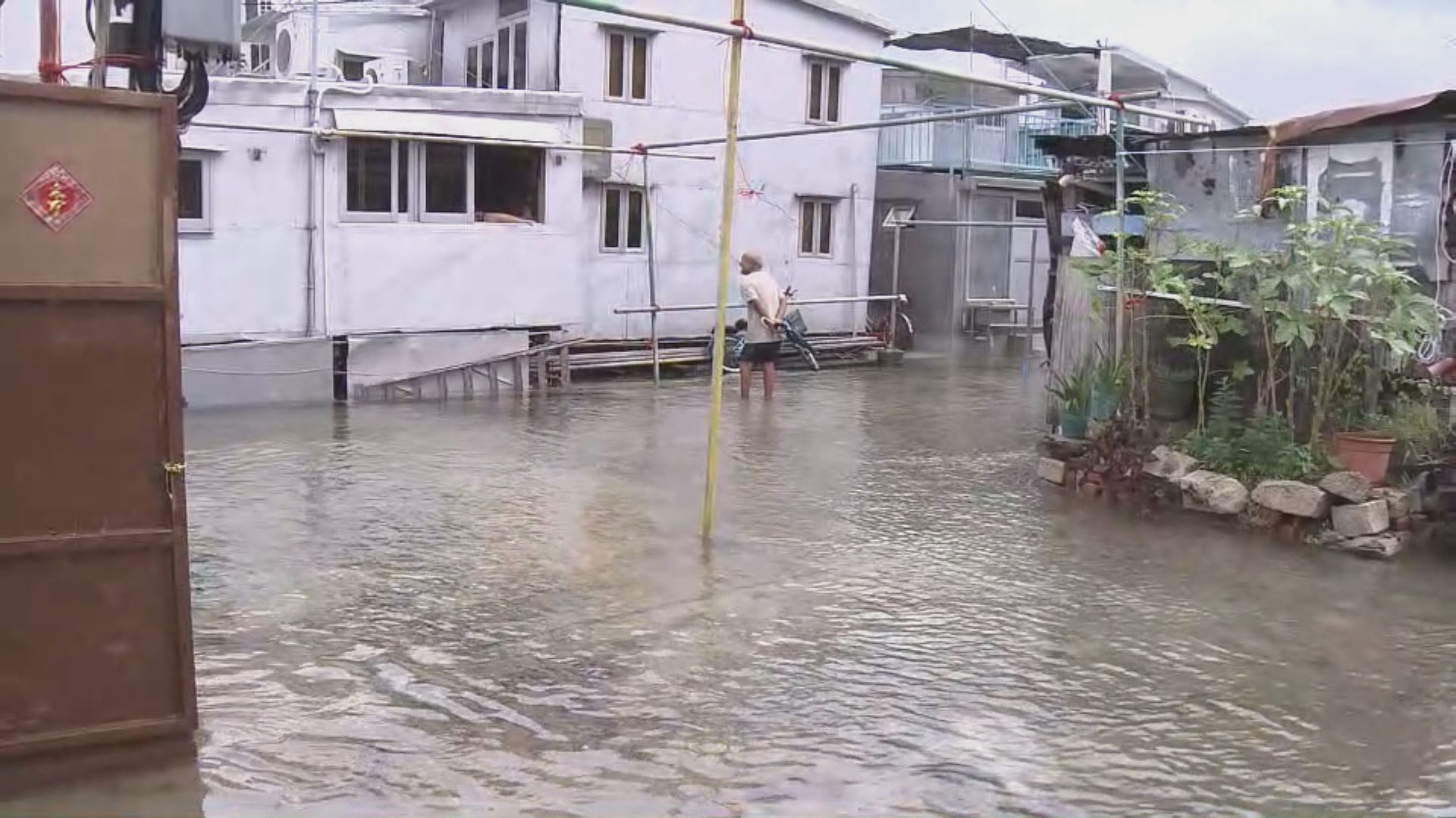 【泰利襲港】風暴潮及天文大潮共同影響下 大澳水位上升