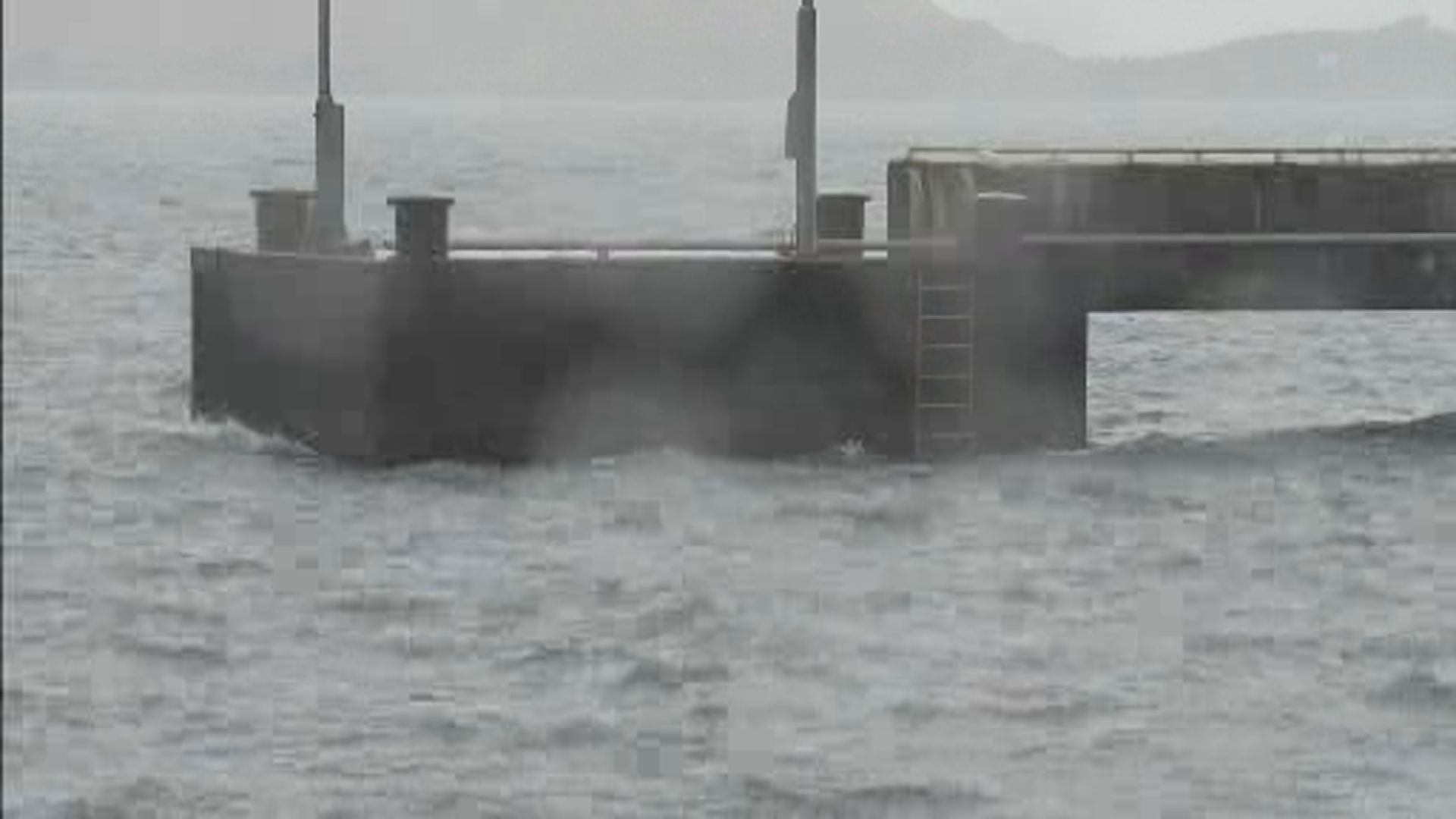 天文台：下午12時40分改發八號信號