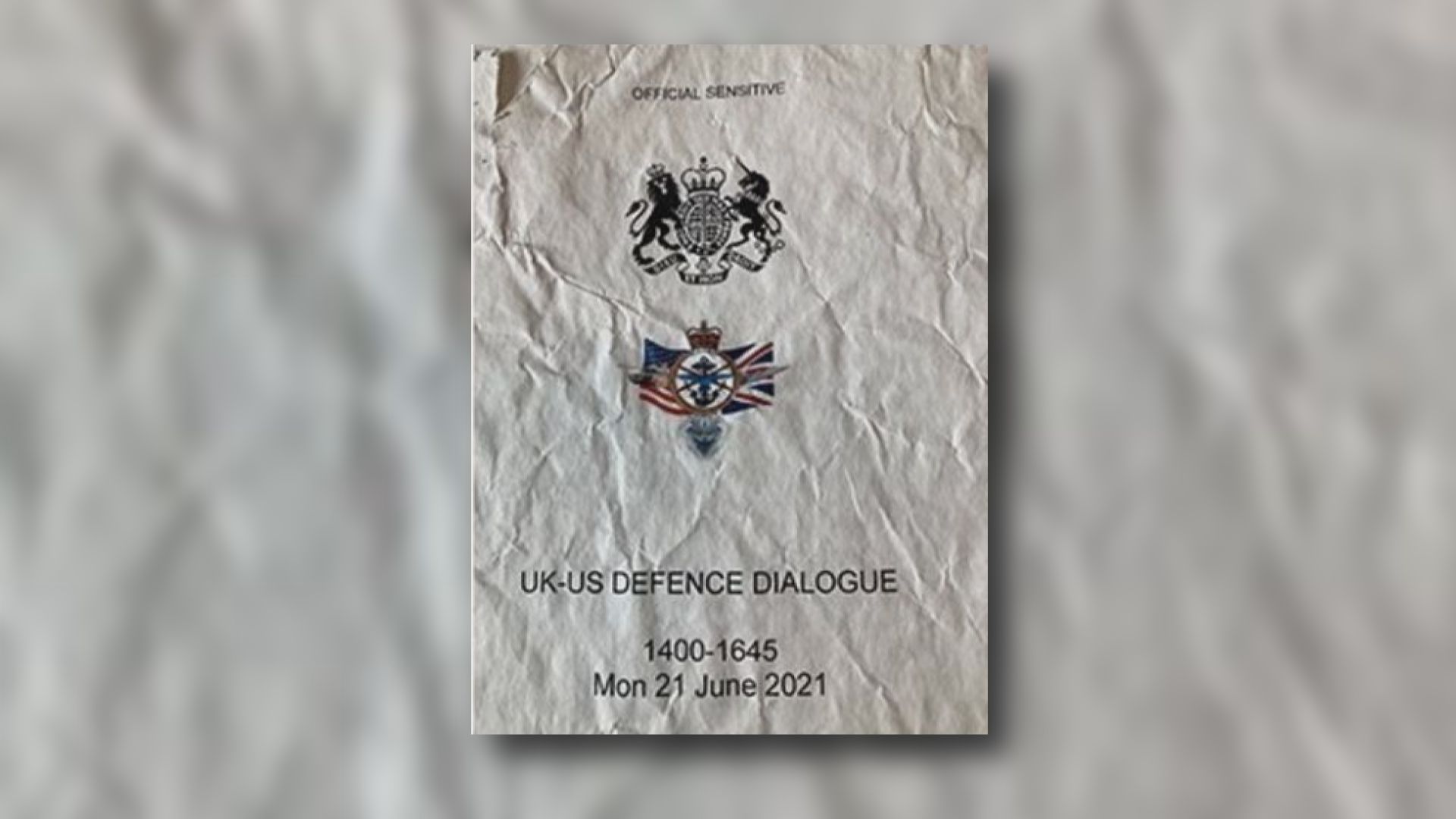 英國國防部遺失機密文件巴士站找回