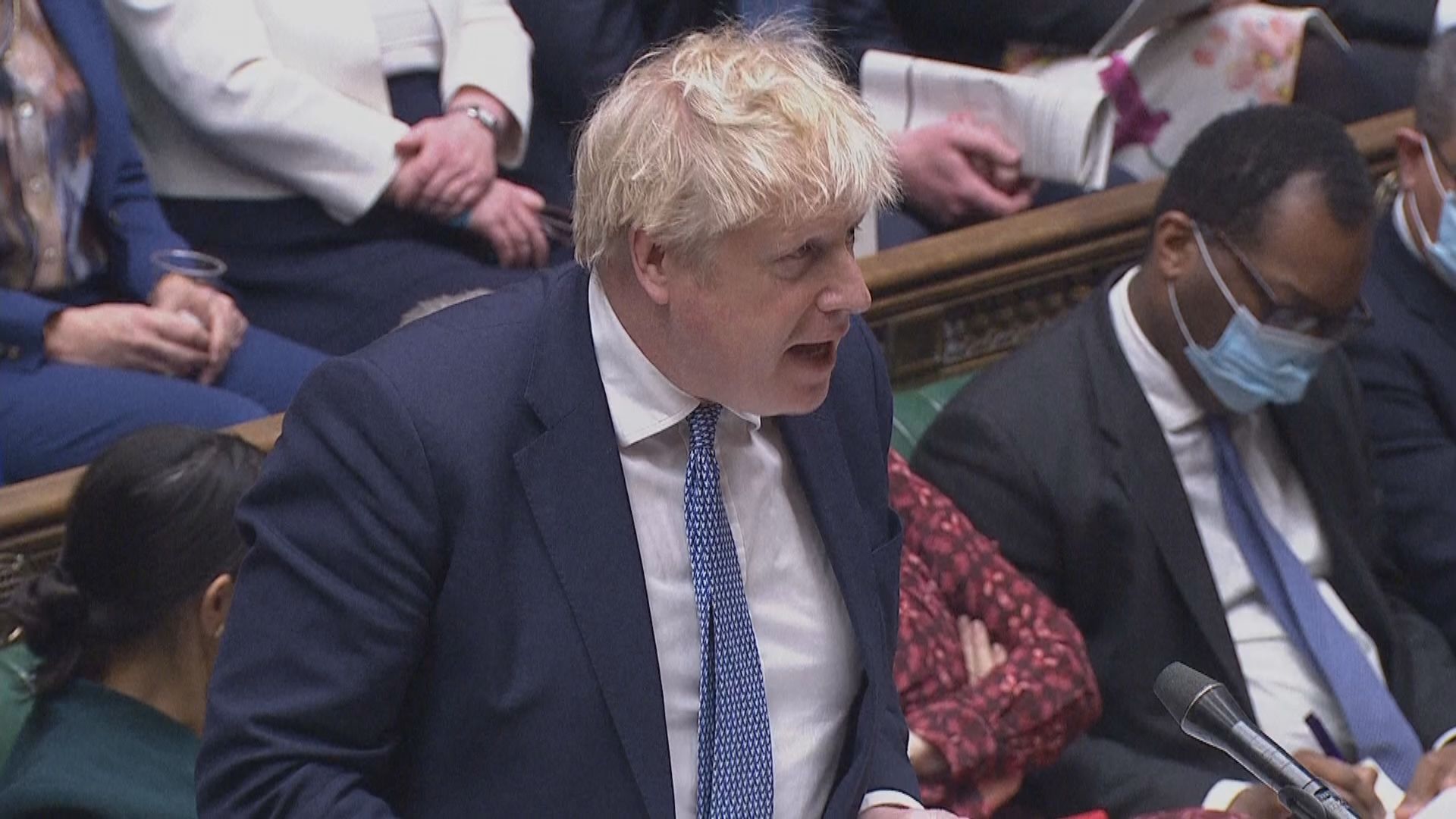 據報最少17名保守黨議員去信支持對約翰遜啟動不信任投票