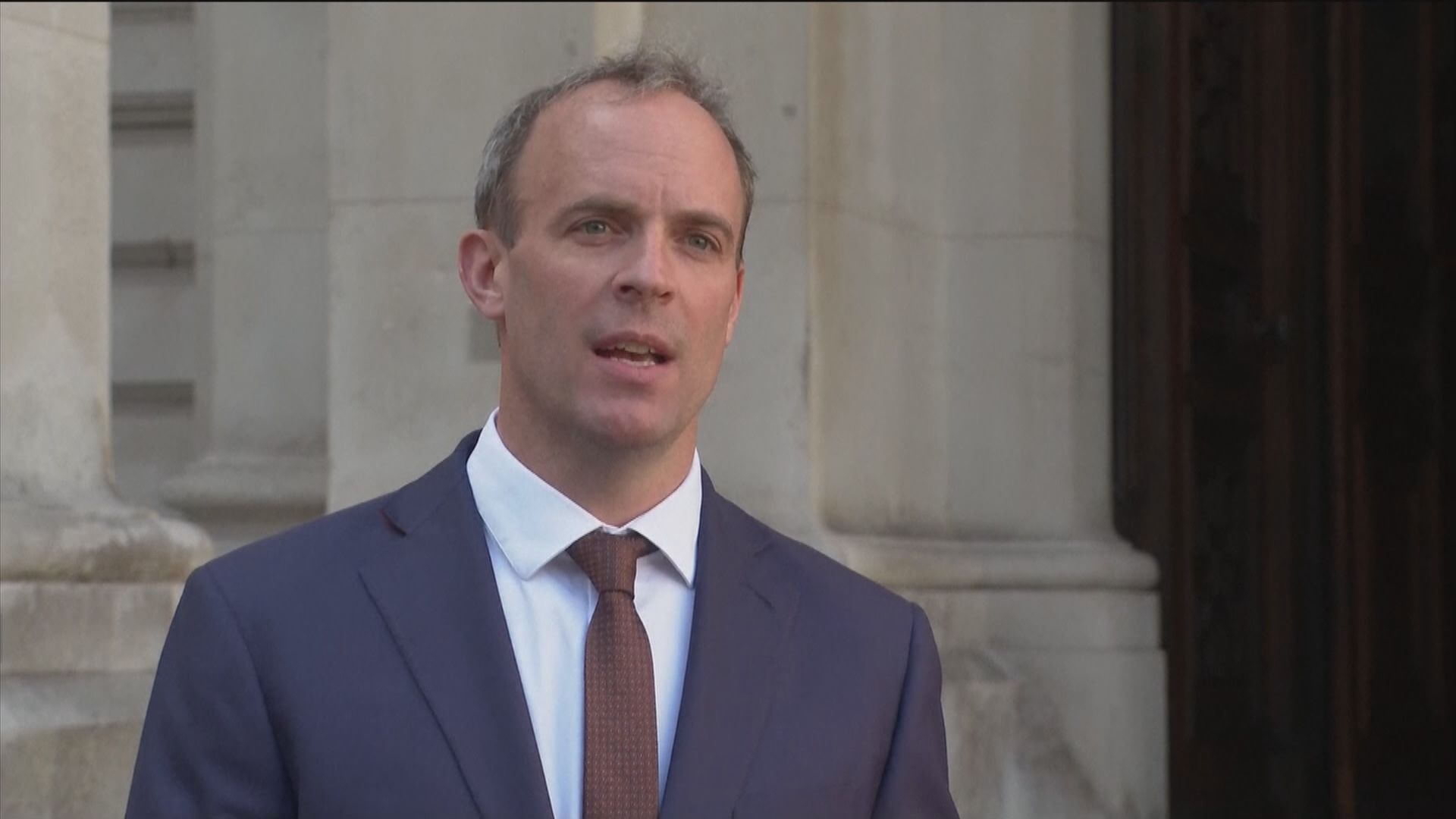 黃之鋒三人判囚　英外相促港府北京停止打壓反對聲音