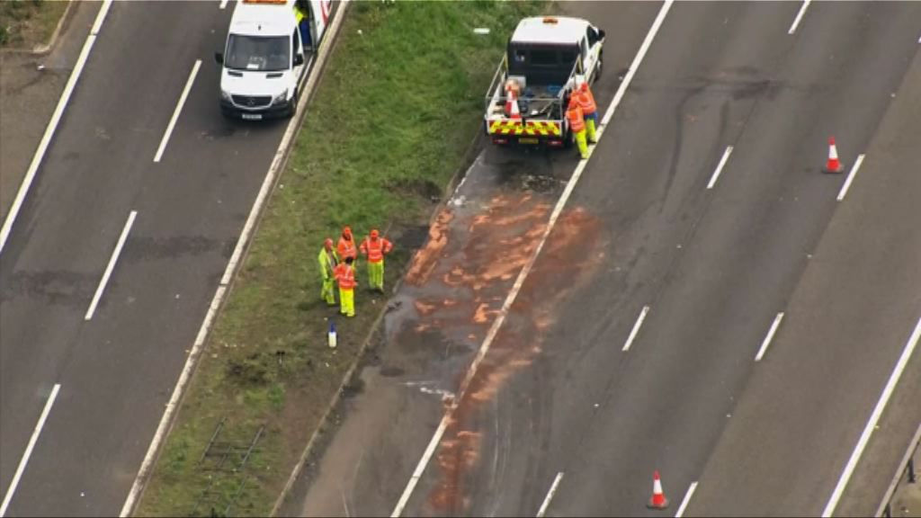 英國白金漢郡高速公路車禍釀八死