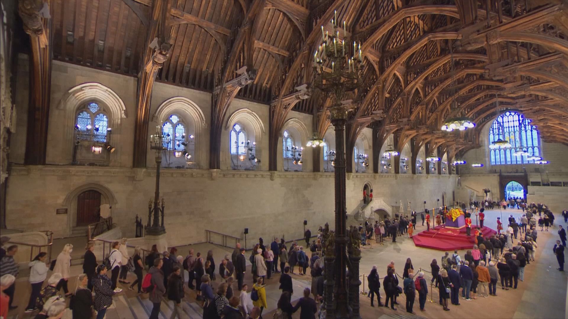 中方代表團據報被禁瞻仰英女王靈柩