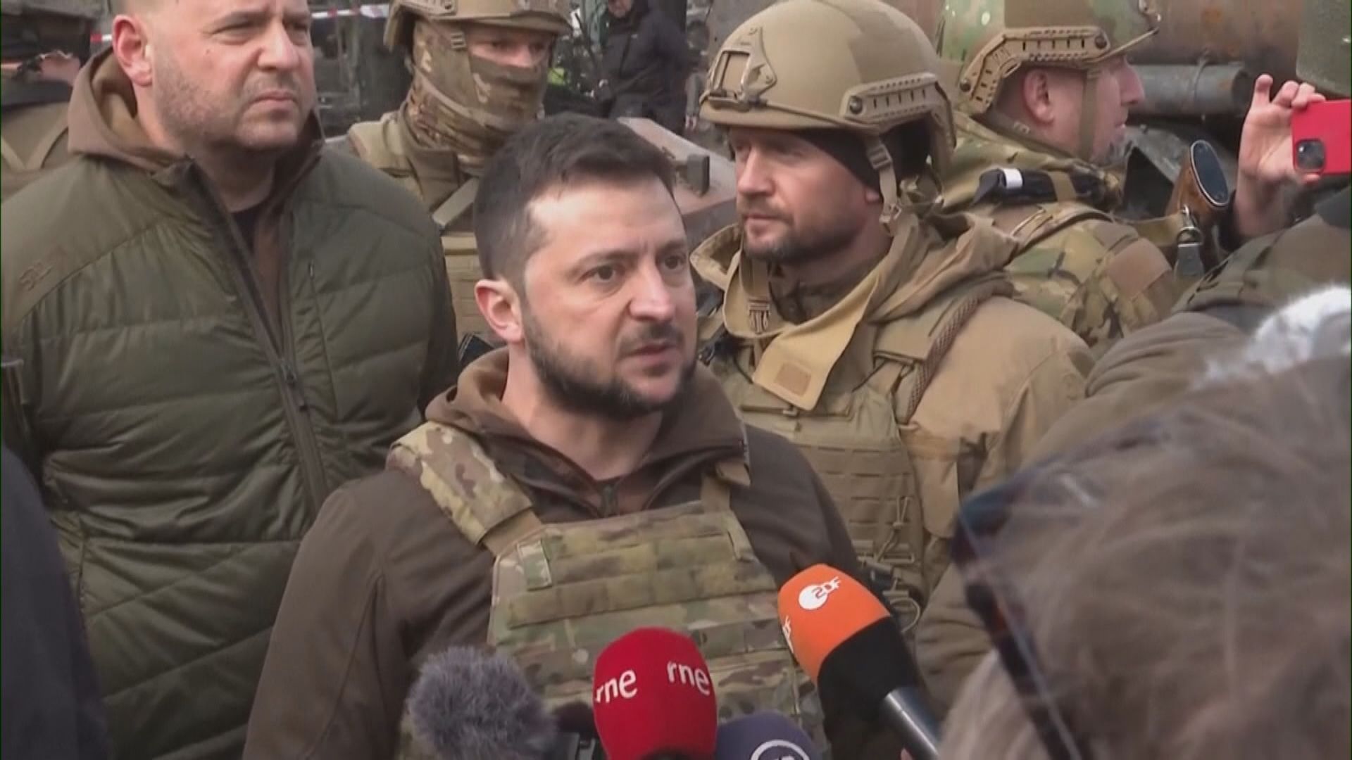 澤連斯基到訪大量平民死亡地區