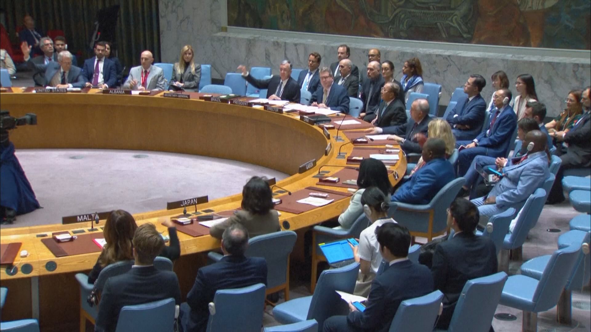 安理會通過派多國安全部隊到海地打擊黑幫暴力活動