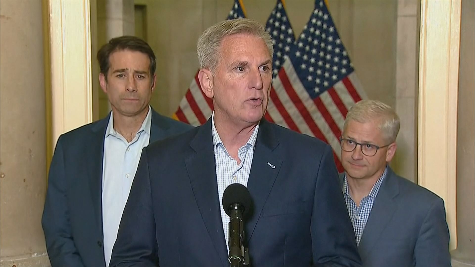 拜登與麥卡錫確認就提高債務上限達成原則性協議