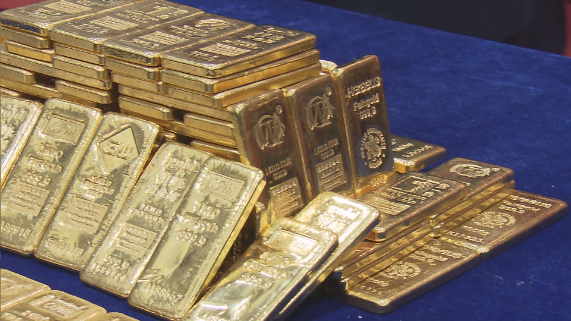 金價升逾1% 因美元下跌及小非數據遜預期