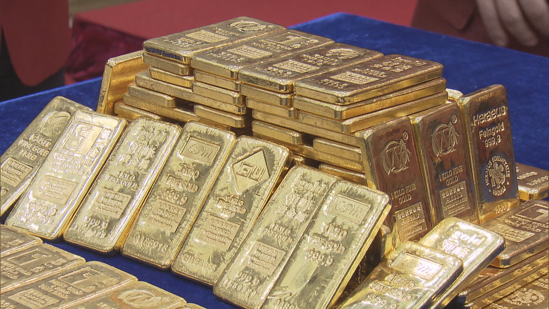 金價升逾1%　因美國第2季經濟意外萎縮