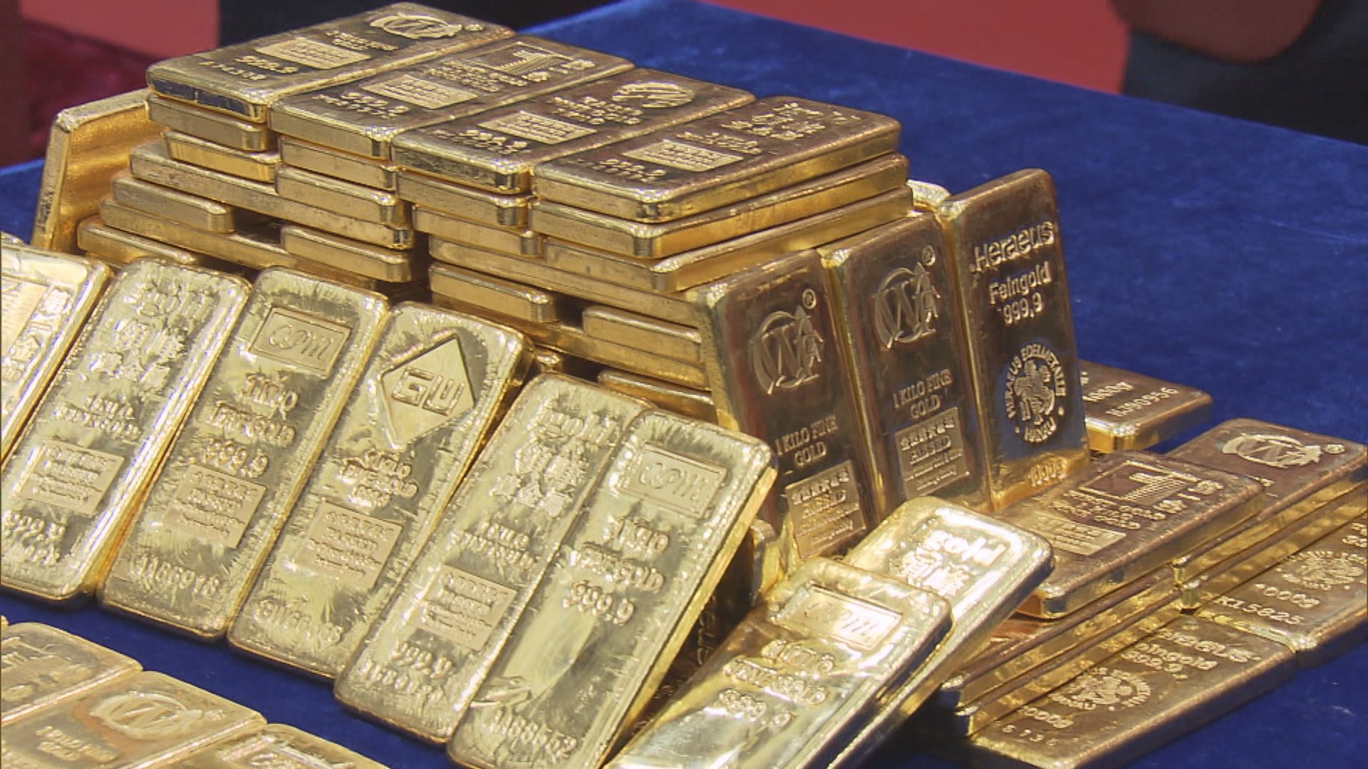 金價跌逾1% 受鮑威爾鷹派言論拖累