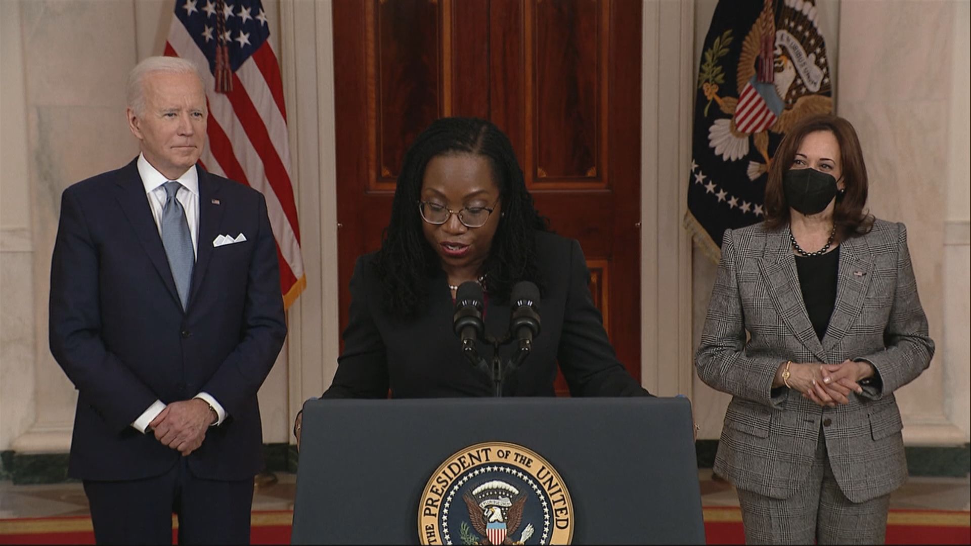 拜登提名傑克遜出任聯邦最高法院大法官