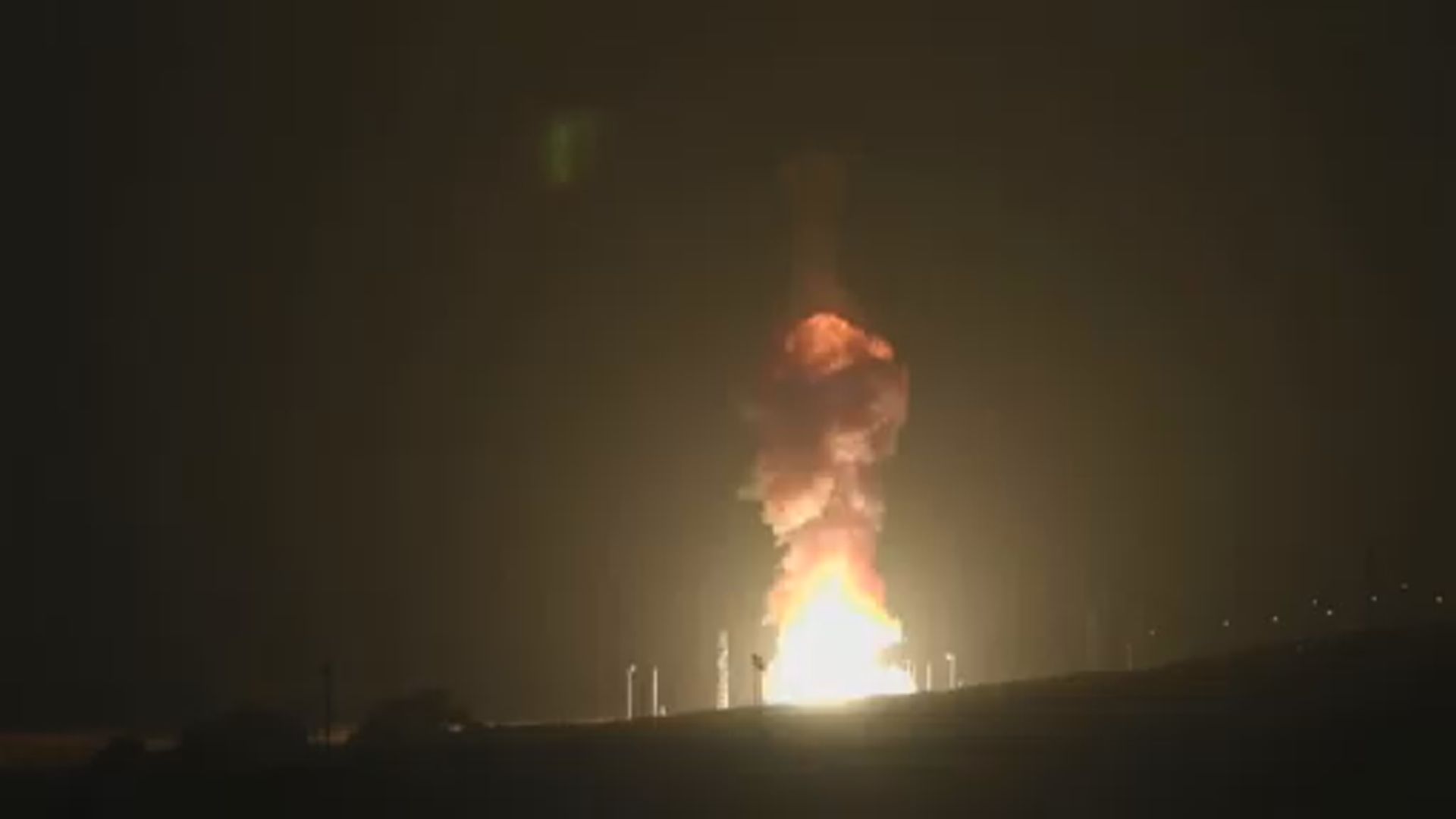 美國空軍測試民兵三型洲際彈道導彈