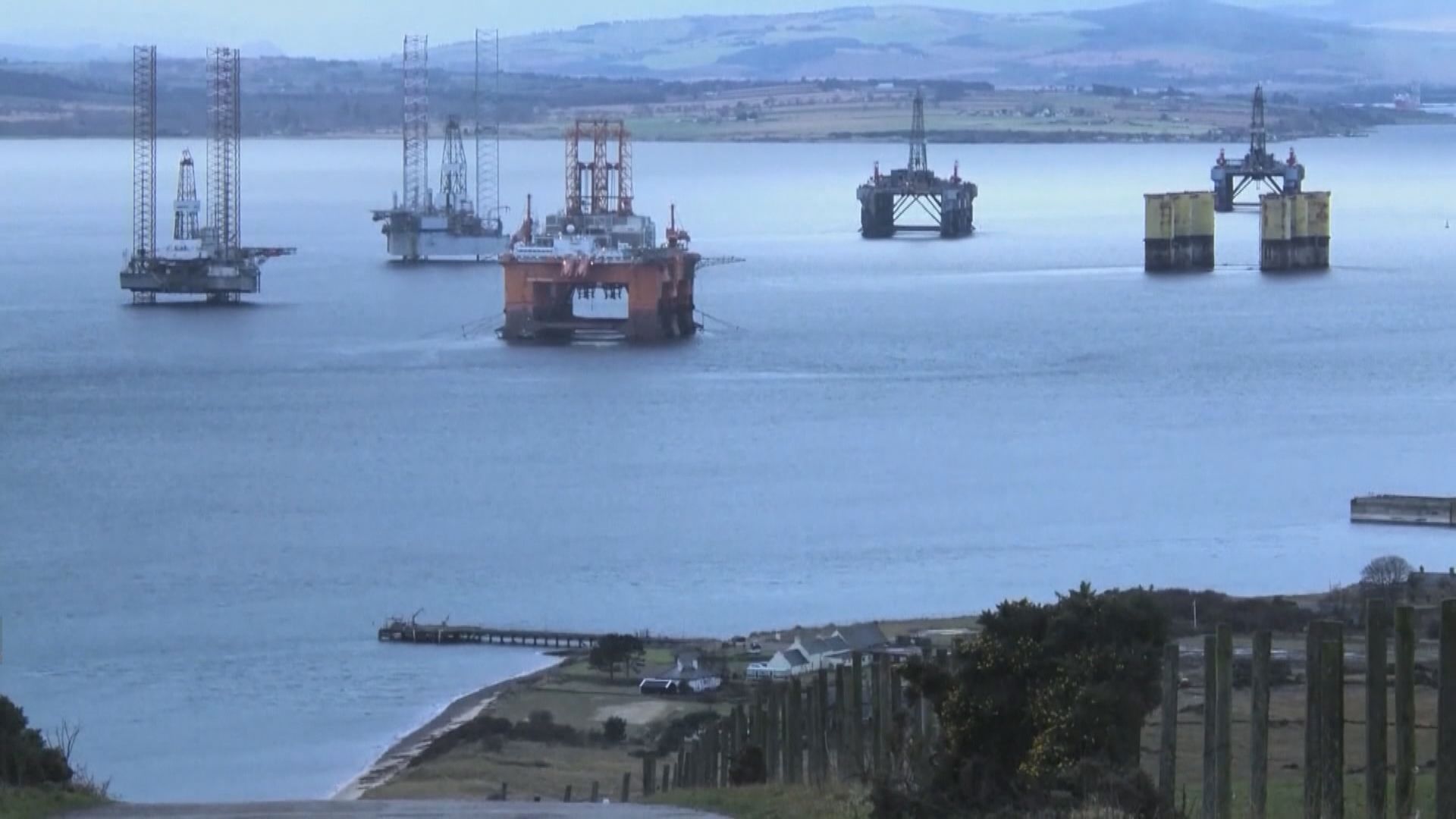 國際油價反覆微升