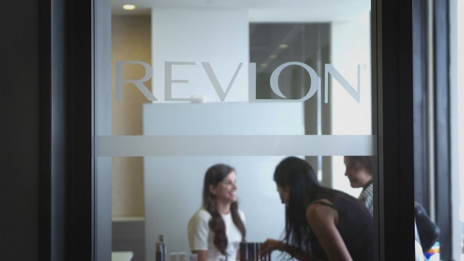 露華濃向美國法院申請破產保護