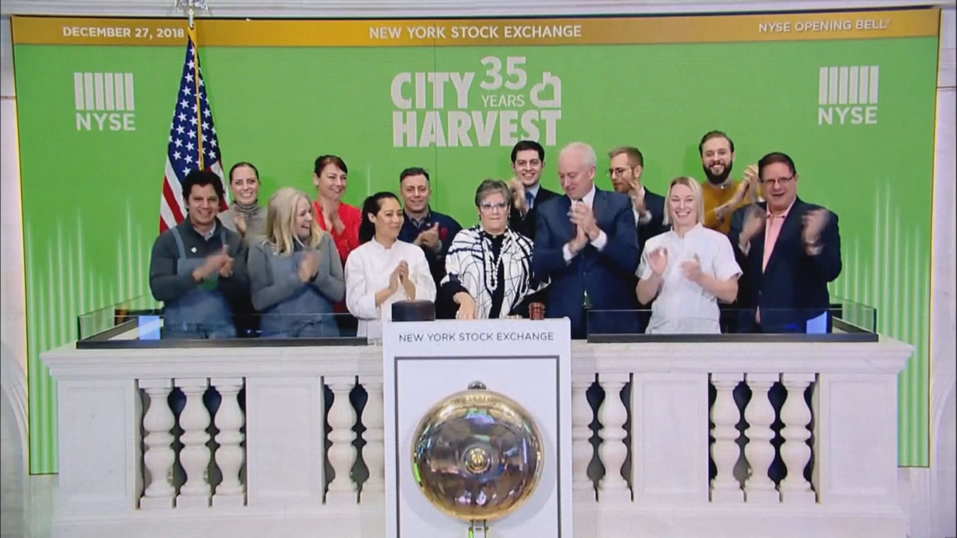 美股先急跌後回升 連續第2天高收