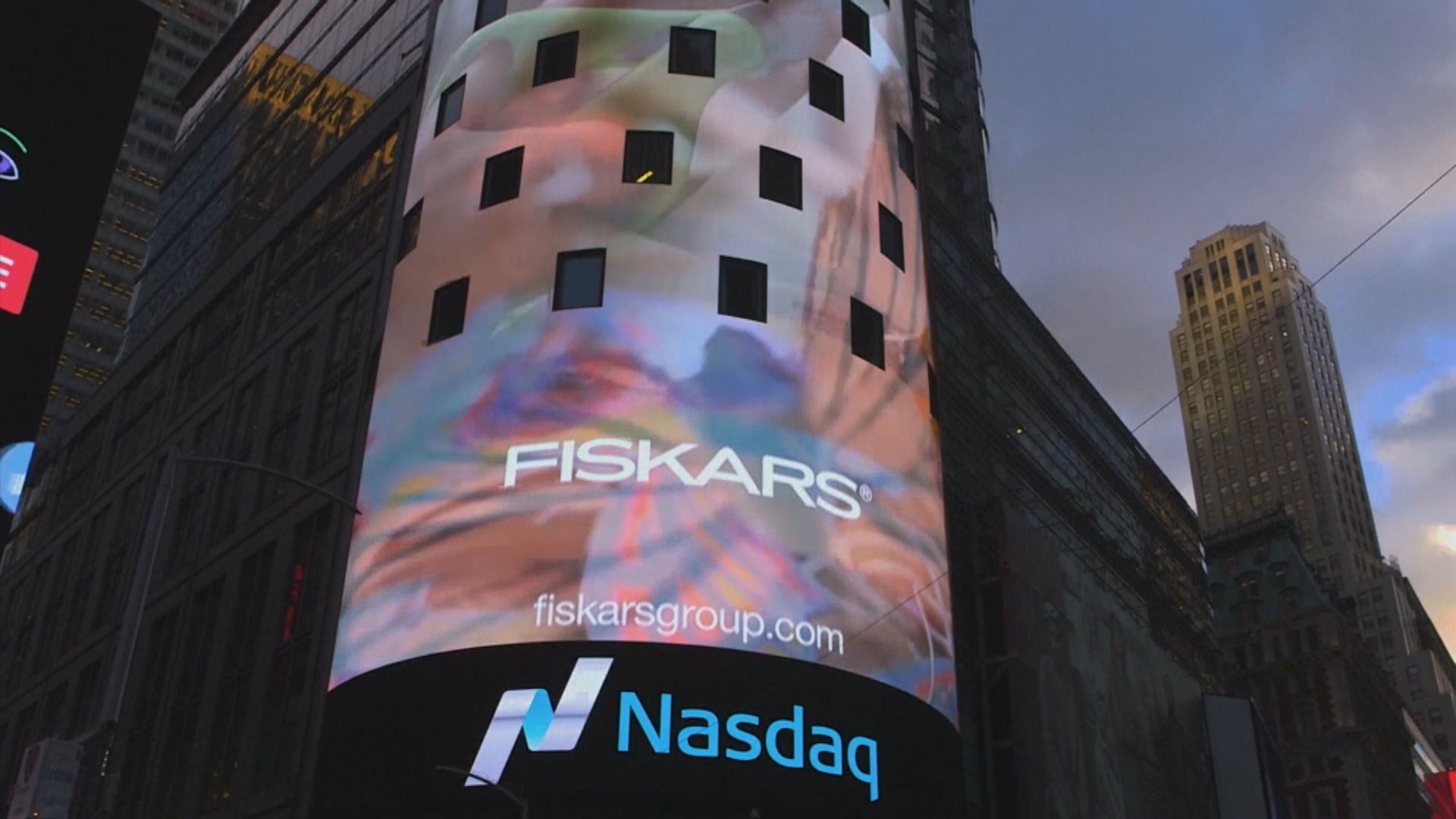 美股回穩　受銀行股及科技股買盤支持