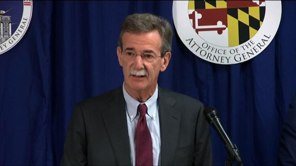 兩檢察官起訴特朗普違憲