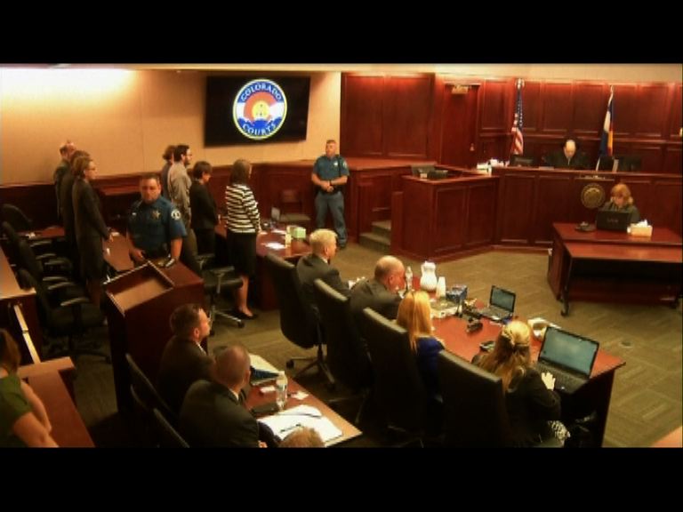 戲院槍擊案被告霍姆斯判囚終身