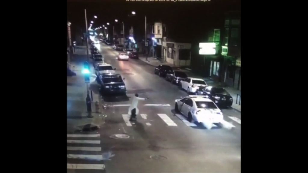 費城男子向警員連開多槍後被捕