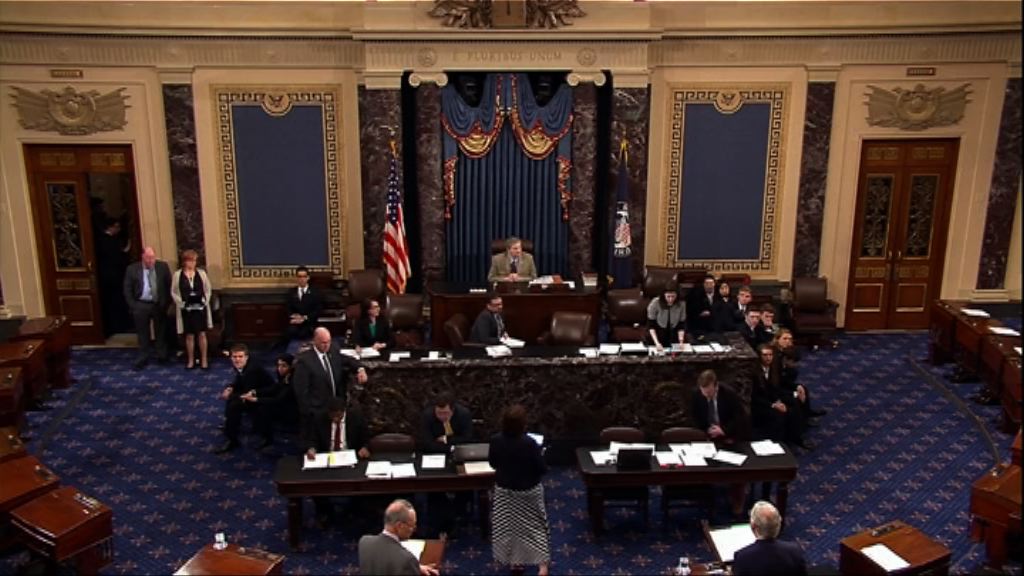 美國會通過臨時撥款免政府停擺