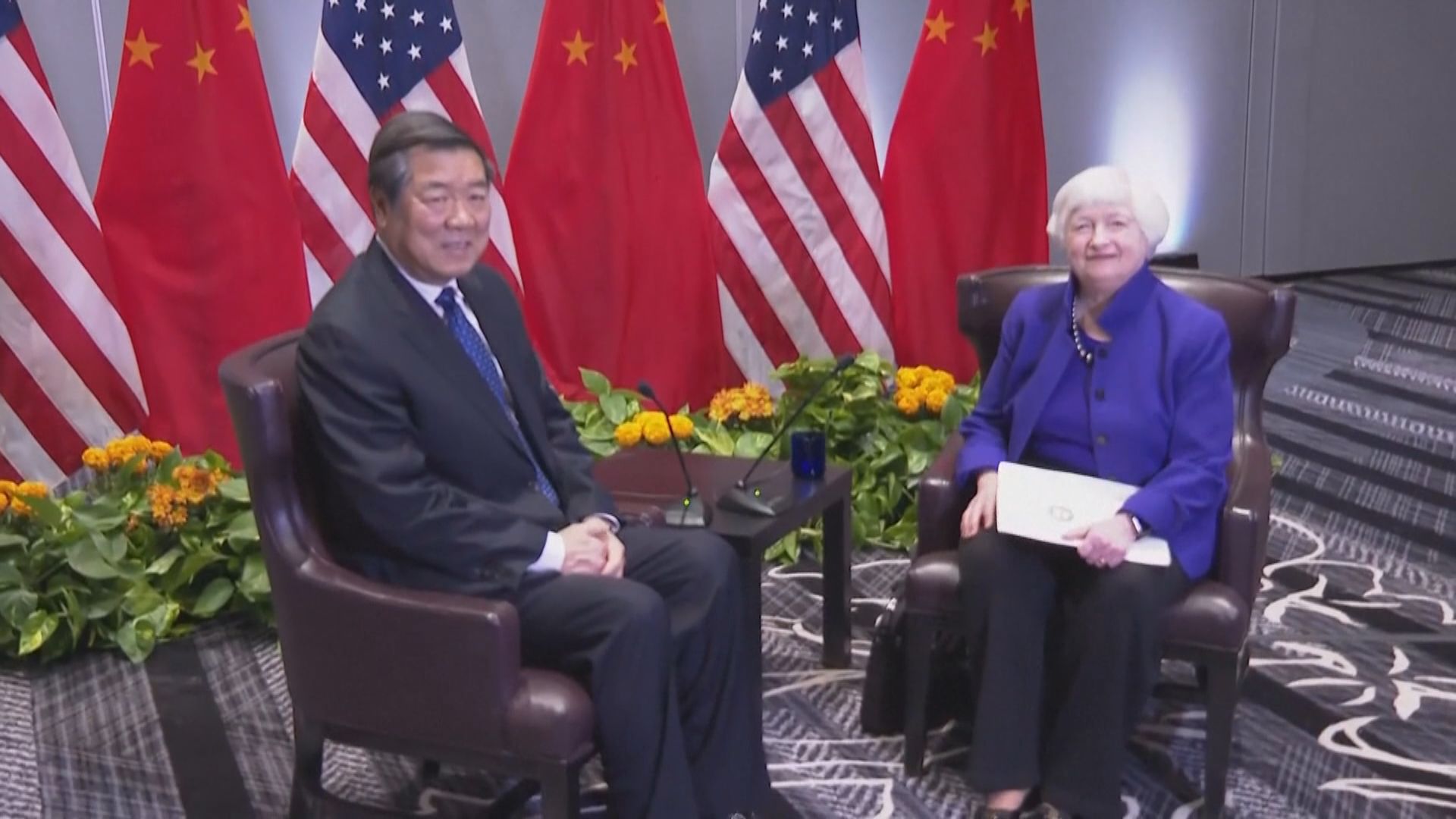 何立峰與耶倫兩日會面結束 雙方重申無意脫鈎