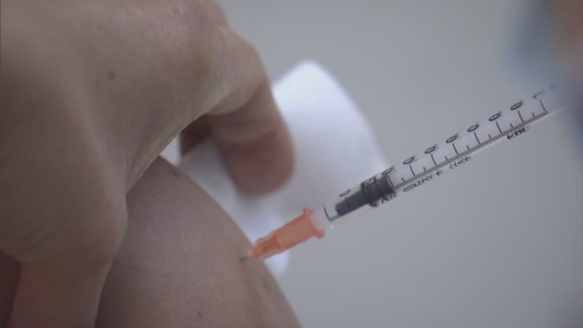 9人接種疫苗後不適送院