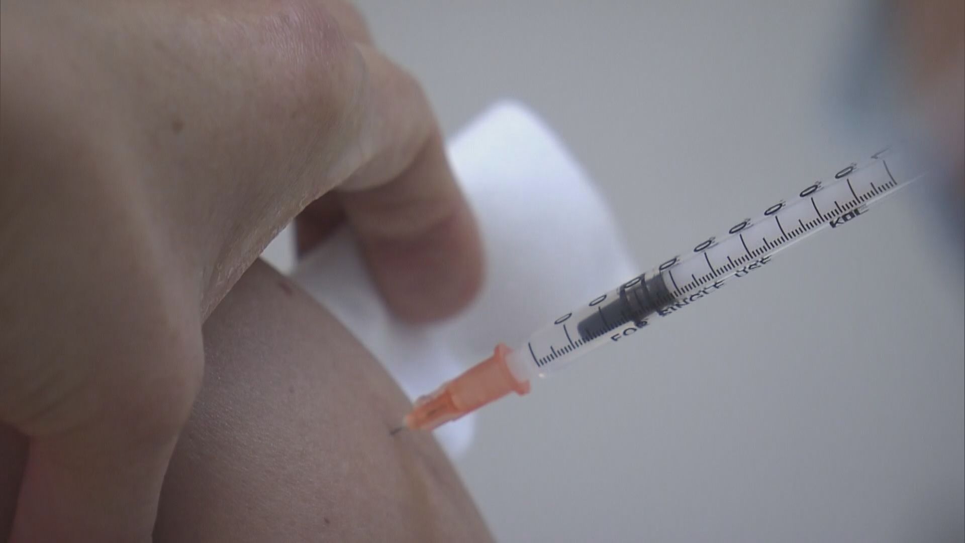 19人接種疫苗後不適送院