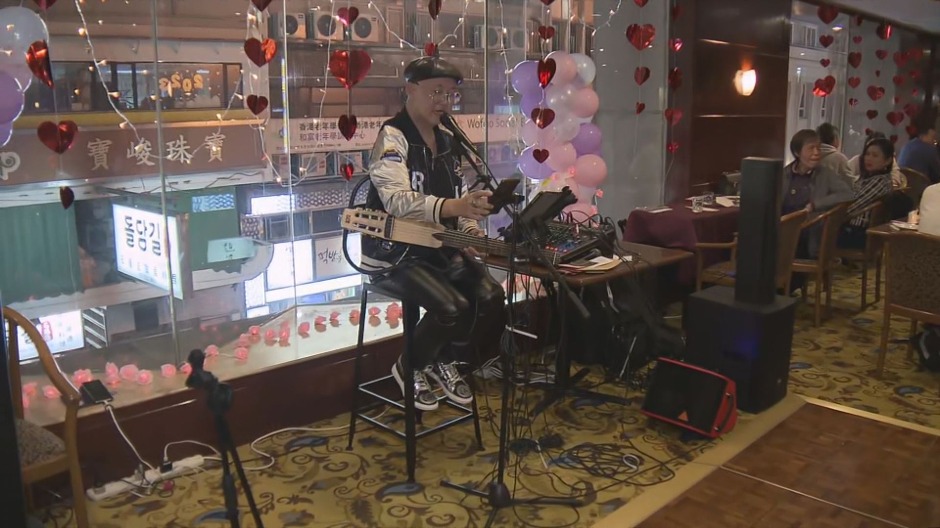 情人節餐廳生意佳　食客不介意多消費