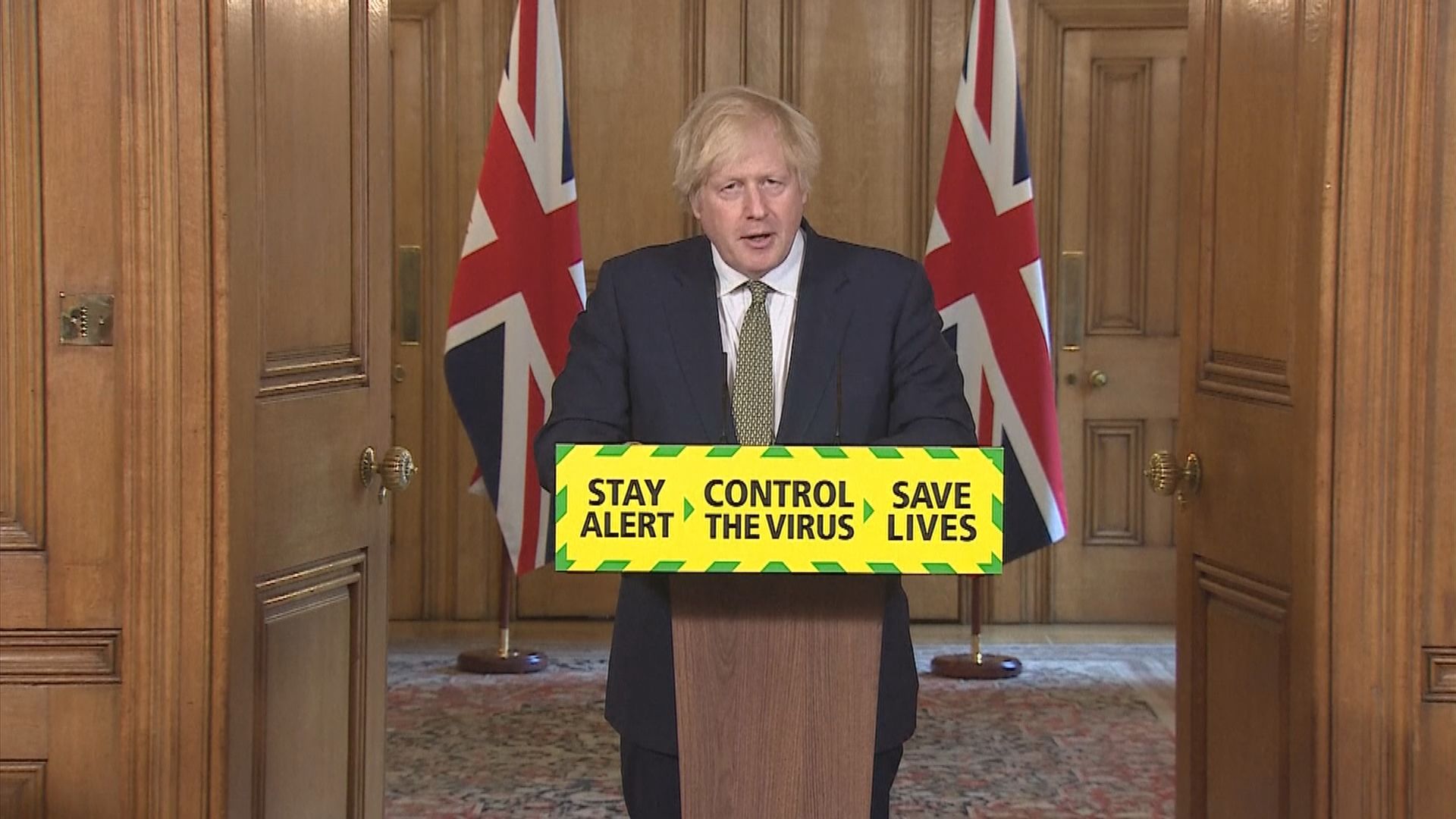 英國高級顧問涉違反居家令　約翰遜指對方行為合情合法