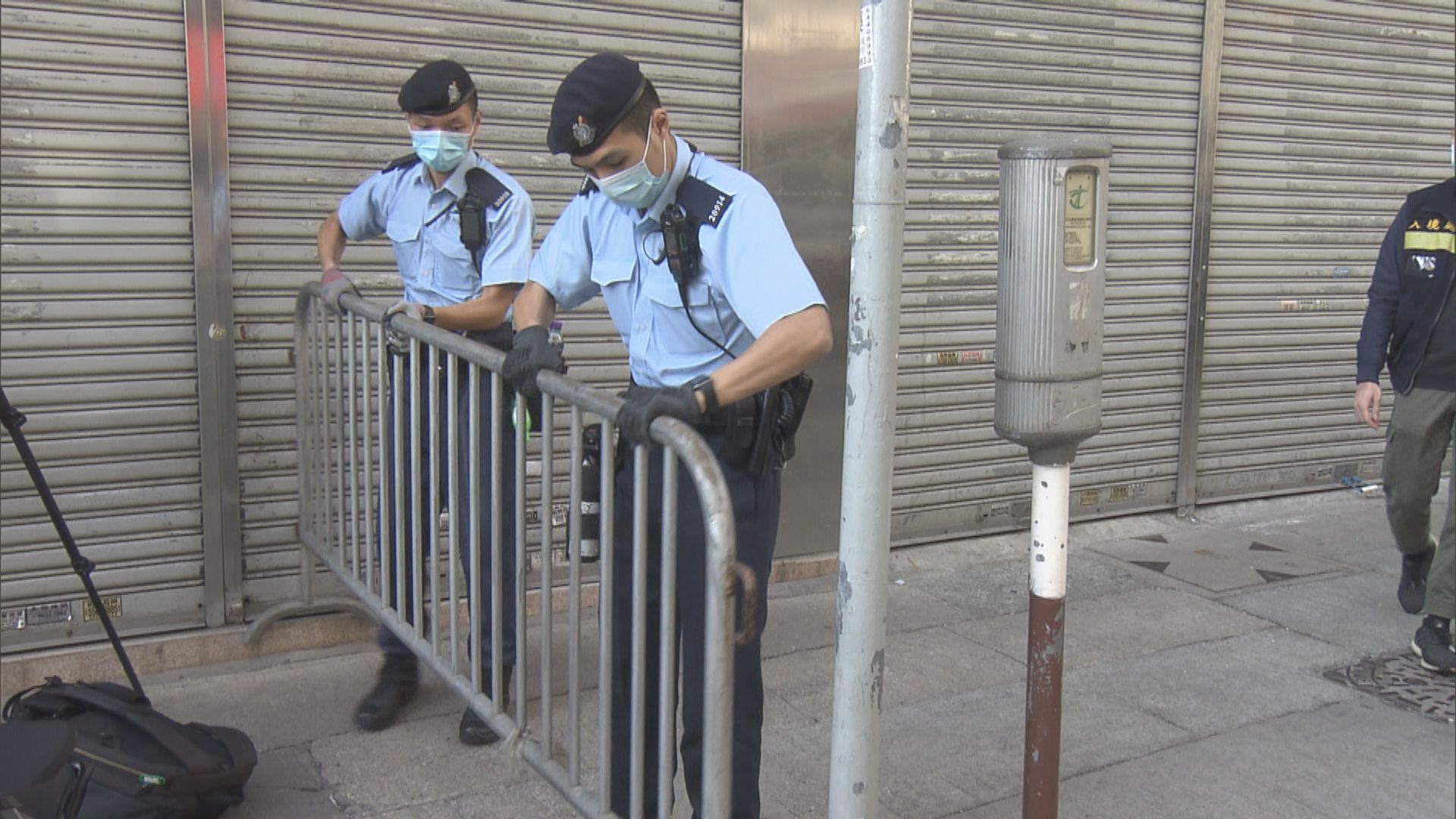 土瓜灣華發大廈及屯門黃金海岸第9座早上解封