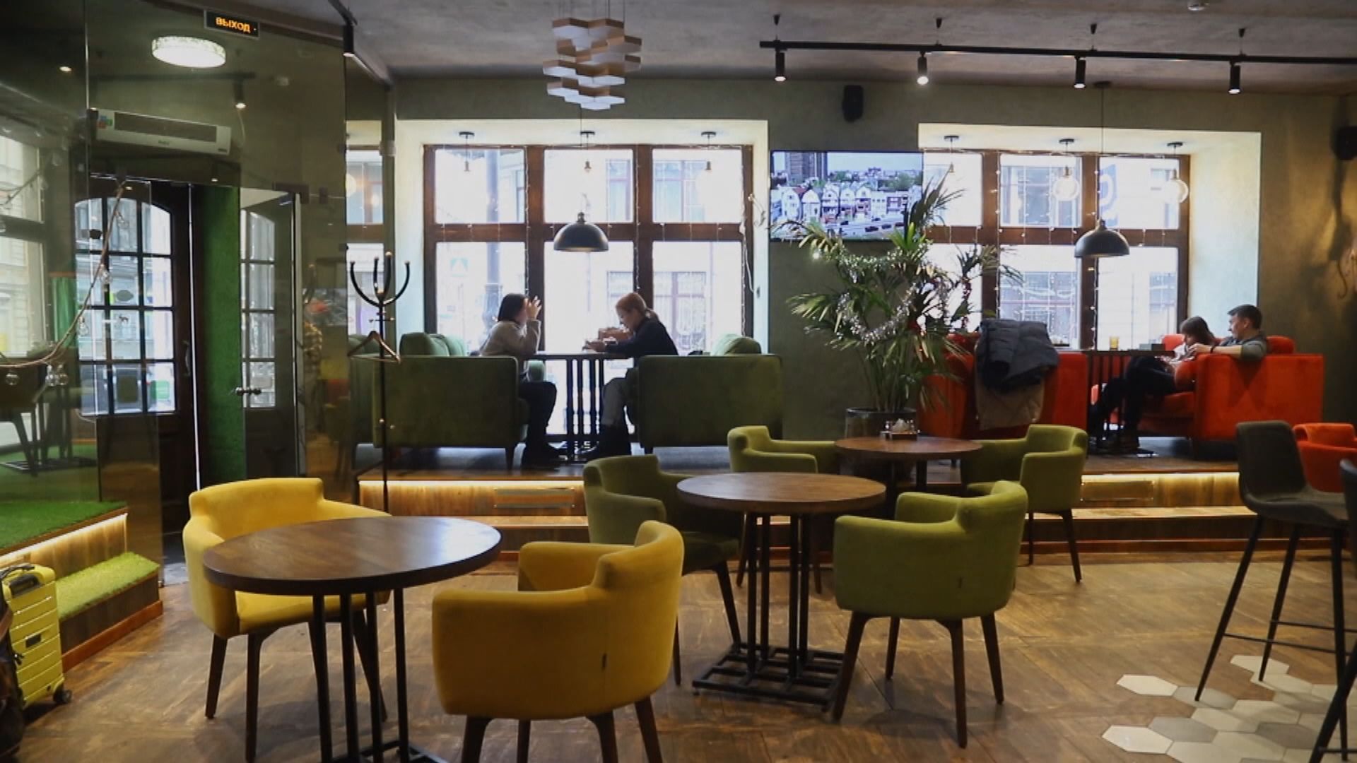 聖彼得堡延至今日收緊防疫　要求民眾進入餐廳前要打針