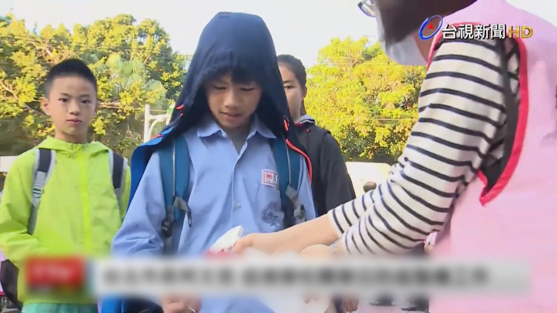 台灣首日復課　學校加緊檢測防疫
