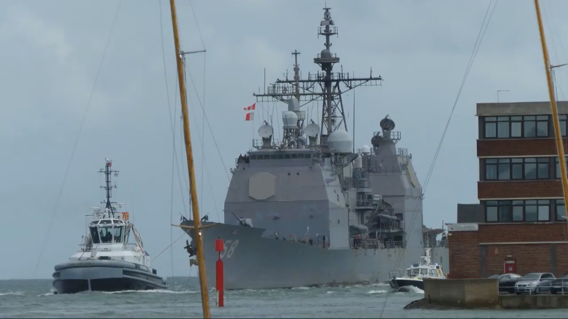 美軍兩軍艦爆發新冠病毒疫情　逾十人確診