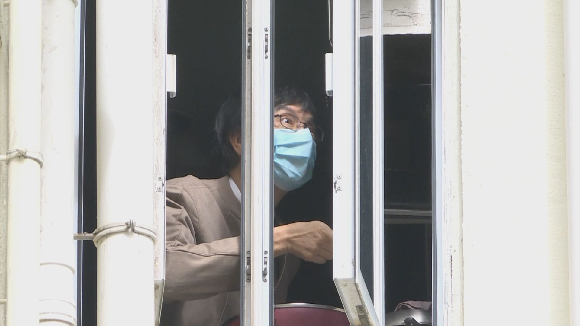 袁國勇：禁足令配套未必準備好　應即時做檢測