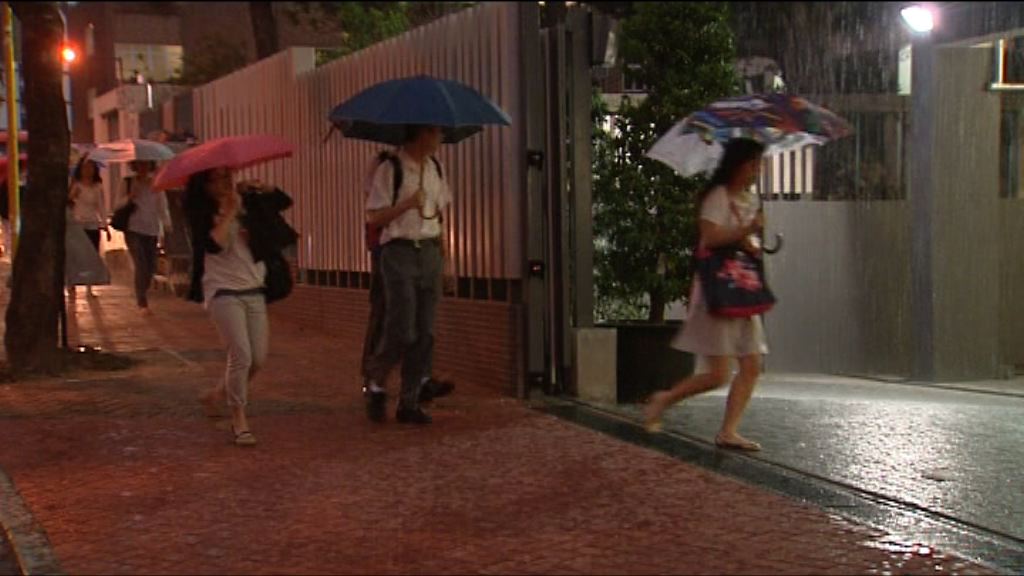 吳克儉：發出暴雨信號時將同步停課