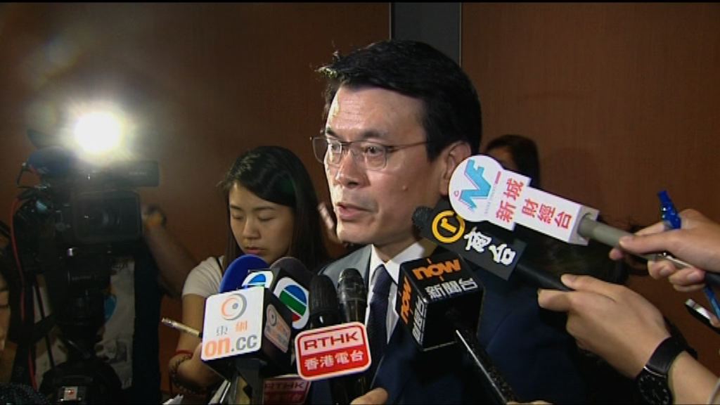 邱騰華冀摩天輪新舊營辦商交接顧及整體效益