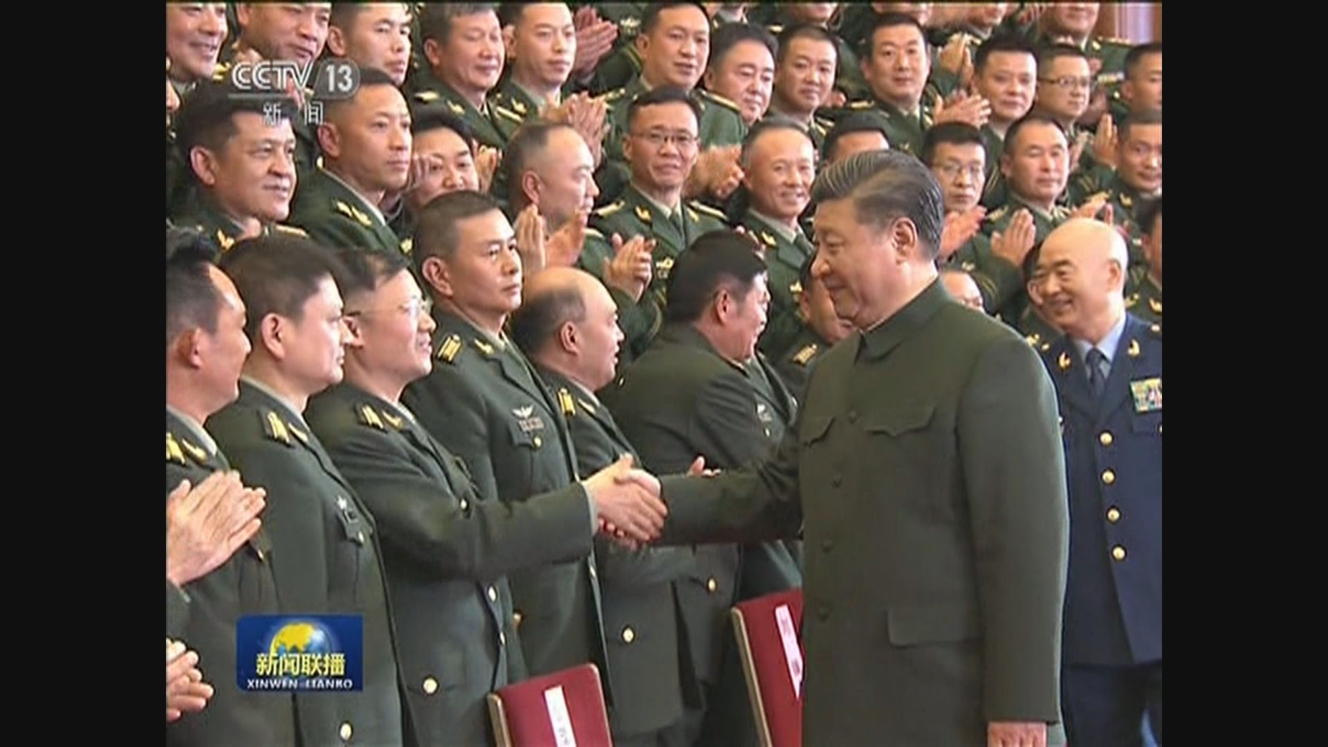 習近平視察駐雲南部隊並致以新春祝福