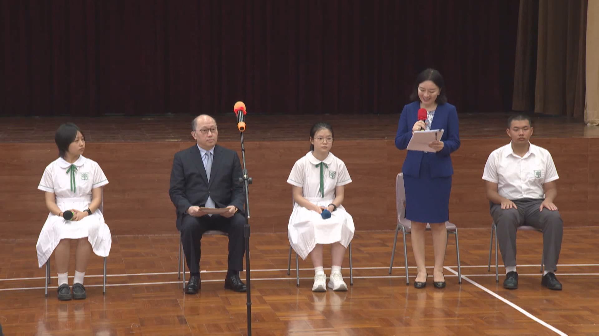 習近平回信勉勵培僑中學學生 鄭雁雄受託到學校宣讀