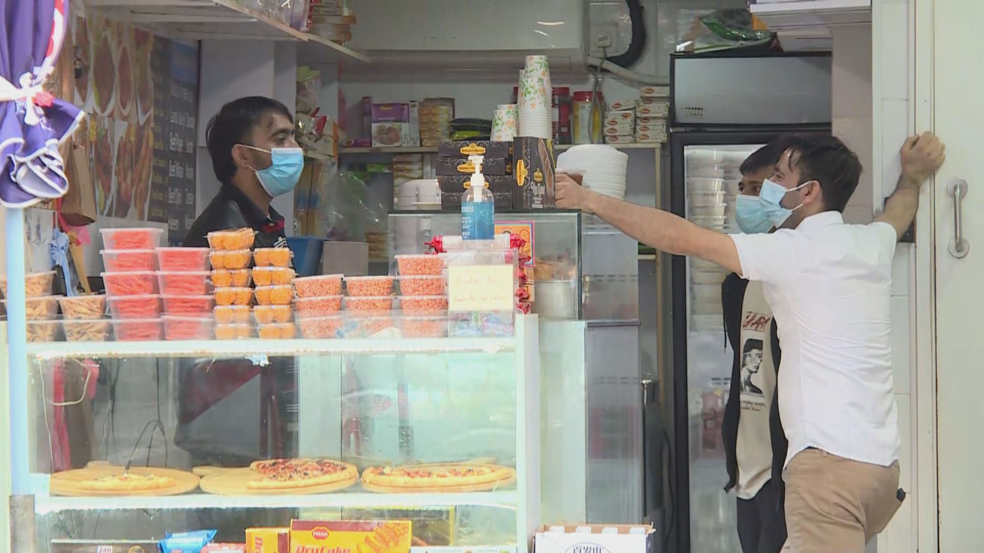 社區主任冀政府派員解答少數族裔疑問